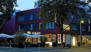 Готель Am Stadtgarten Фрайбург-у-Брайсгау Екстер'єр фото